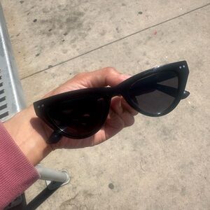 Classic Black Cat-Eye Women's Sunglasses